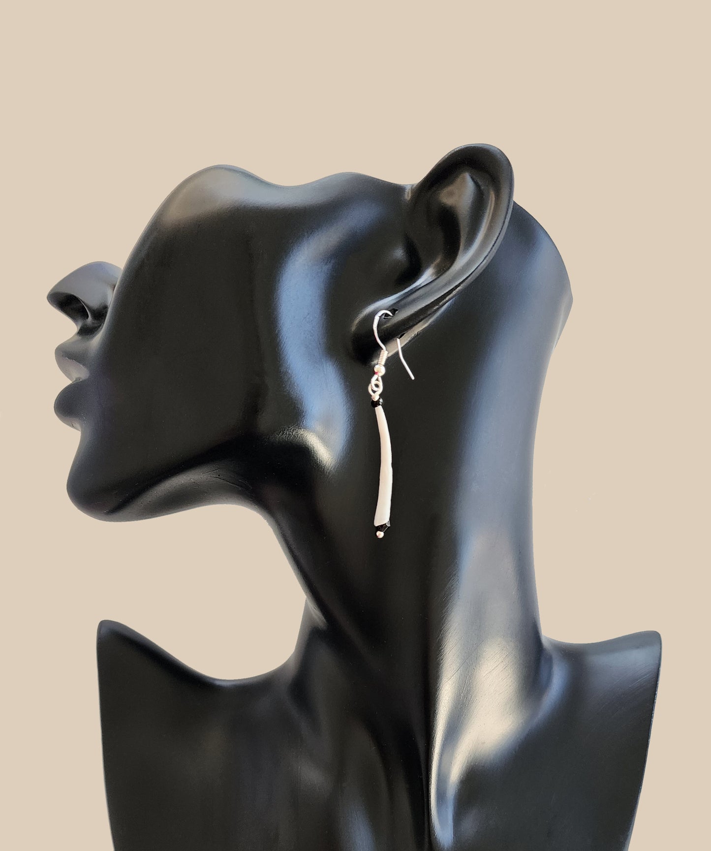 Black & White Dentalium Earring