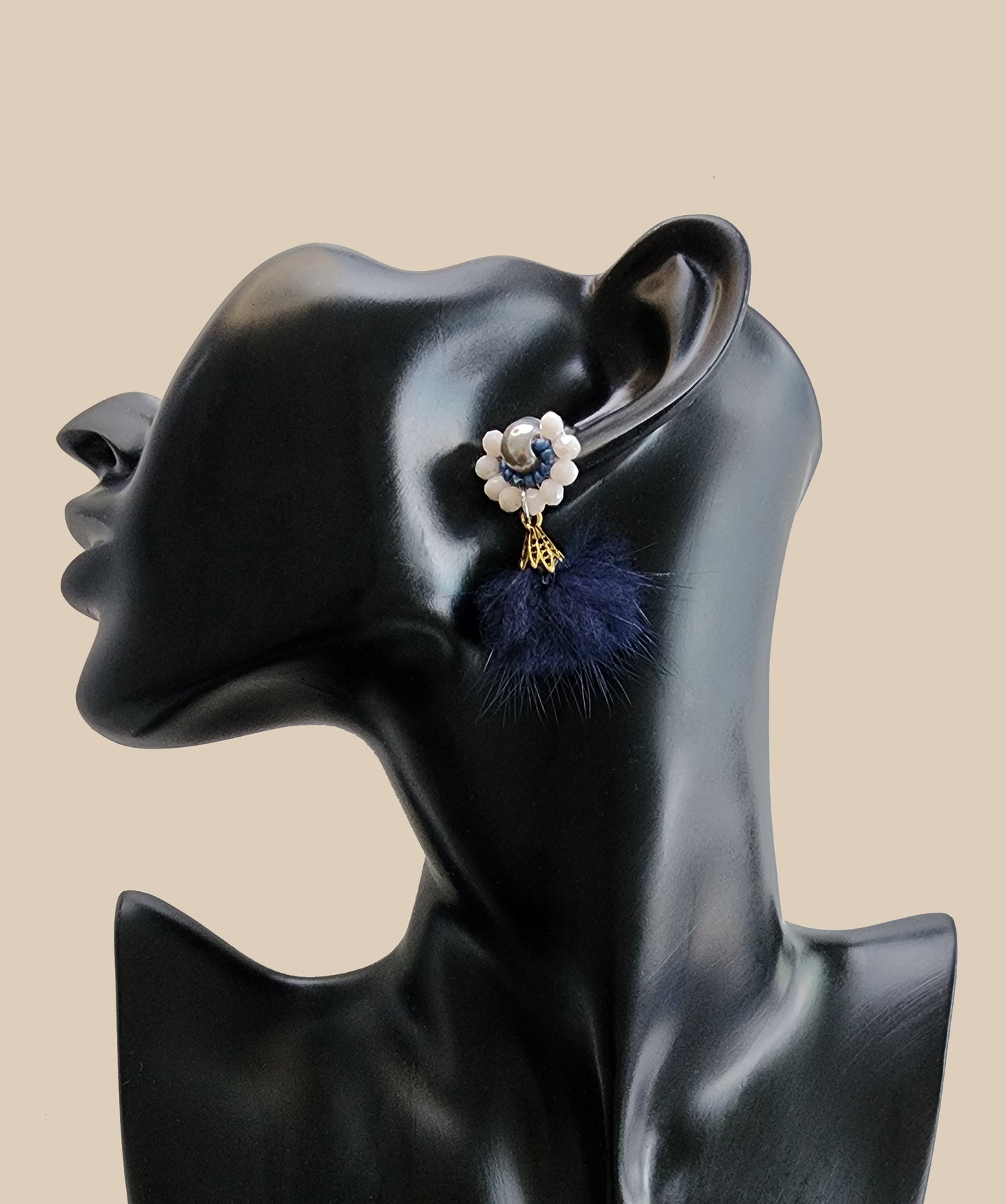 White Blue Pearl Mink Earring