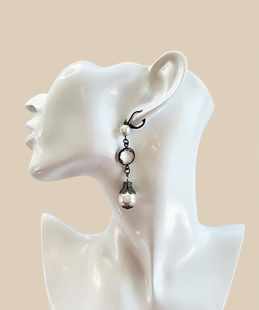 Vintage Pearl Drop Earring